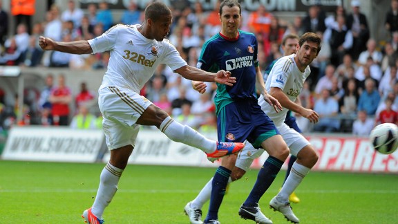 Wayne Routledge goal