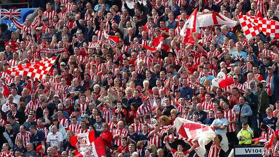 Sunderland fans and their flags