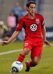 DC United player/assistant Josh Wolff is a fan of DeLeon