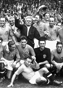 Silvio Piola (4th from left) won the World Cup with Italy in 1938