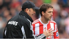 Tony Pulis, Michael Owen