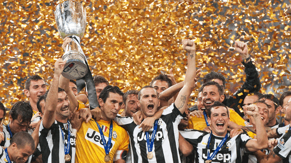 Juventus Supercoppa trophy celeb