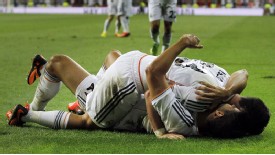 Real Madrid celeb Isco cuddle hug