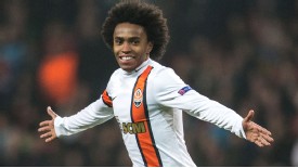 Willian has signed a five-year contract at Chelsea.