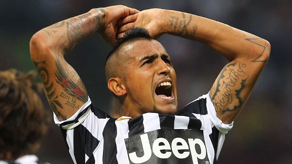 Arturo Vidal celebrates his equaliser against Inter.