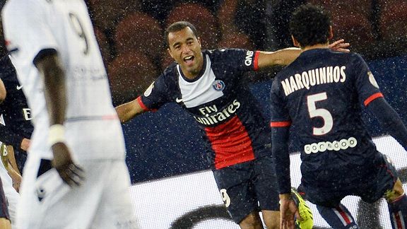 Lucas Moura shone in the rain as PSG slipped by Lorient.