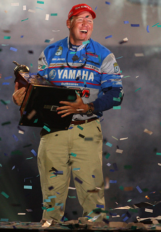 Photo of Alton Jones' 2008 Bassmaster Classic victory