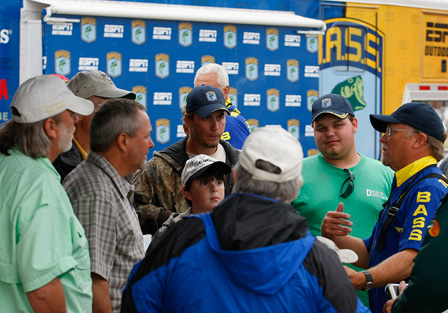 Senior BASS Tournament Manager Chuck Harbin instructs volunteers what they were supposed to do in the event of dangerous weather.
