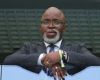 Nigeria back down to FIFA, avoid ban