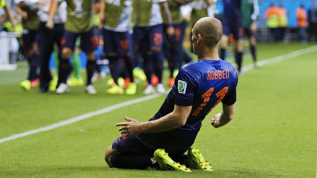 Arjen Robben of Netherlands becomes world's fastest player ... - 1296 x 729 jpeg 196kB