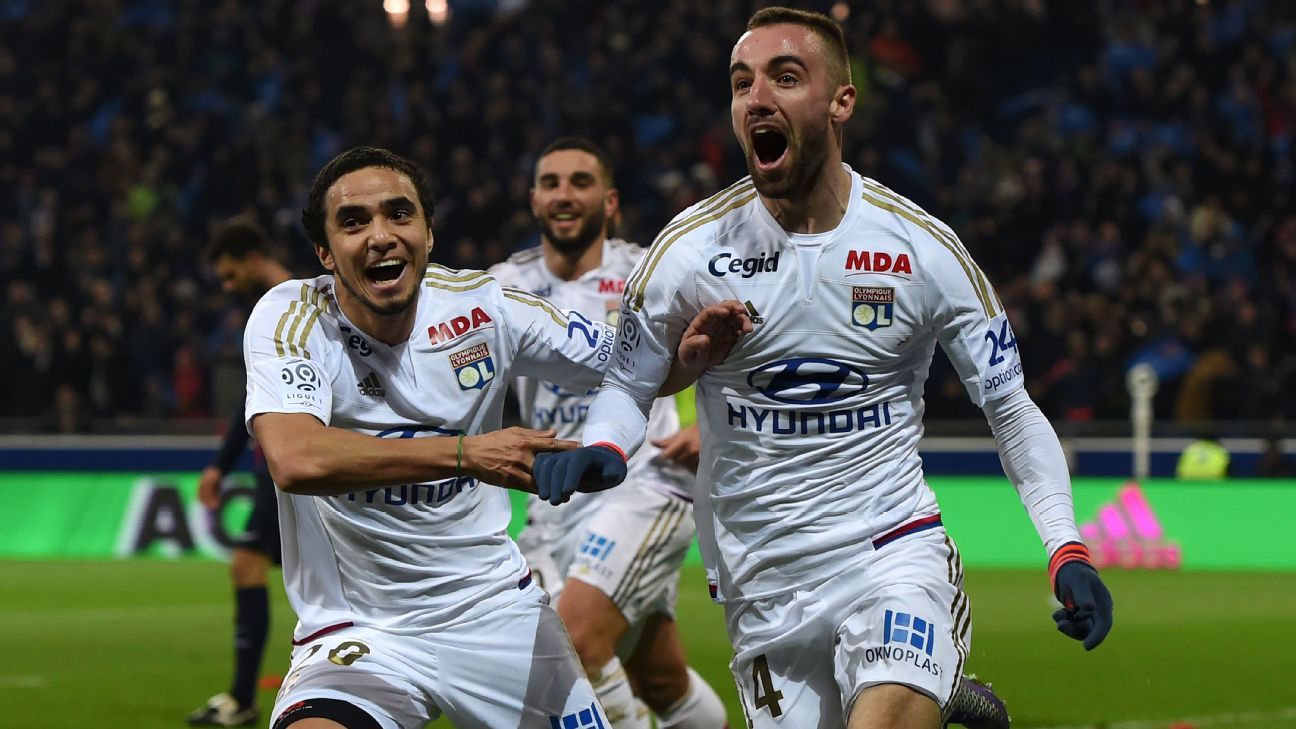 Paris Saint Germain lose to Lyon Ligue 1 unbeaten streak end  ESPN FC