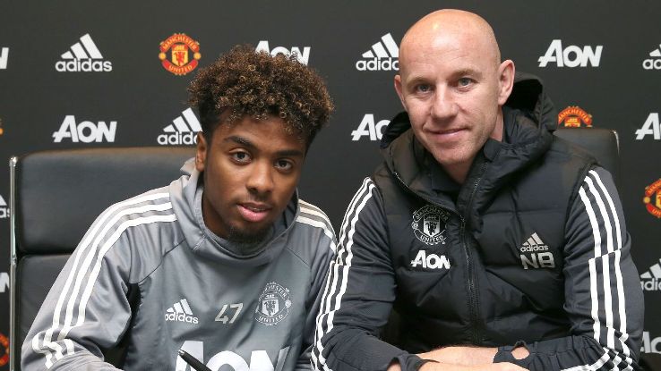 Angel Gomes signs his first professional contract with Manchester United.