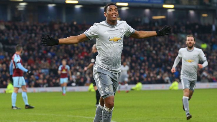 Manchester United's Anthony Martial celebrates scoring opening goal vs Burnley