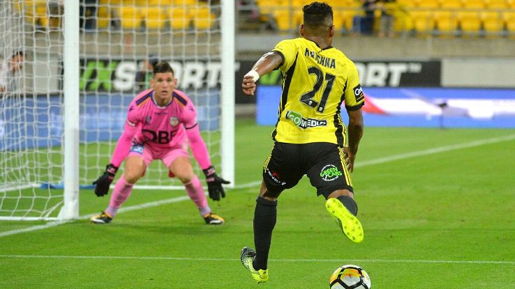 Wellington Phoenix's Roy Krishna scores winner in A-League clash vs Perth Glory