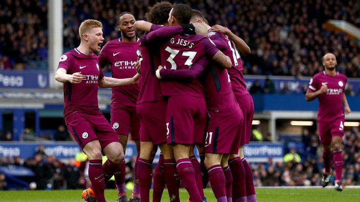 Man City celebrate after opening the scoring vs. Everton.