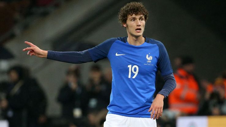 Benjamin Pavard's versatility along the back line could be a boon for France at the World Cup.