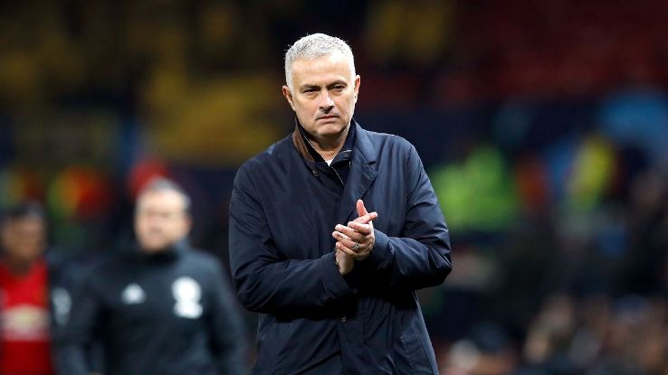 Jose Mourinho doesn't have many supporters at Man United but would firing him really solve anything?