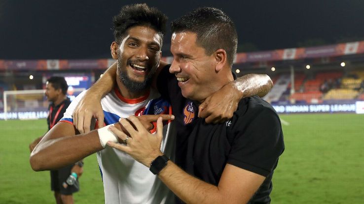 FC Goa's Mohamed Ali with coach Sergio Lobera: Goa players say Lobera encourages them to trust themselves and play out of trouble rather than playing risk-free football.