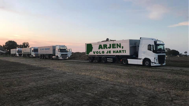 Arjen Robben's truck in all its glory.