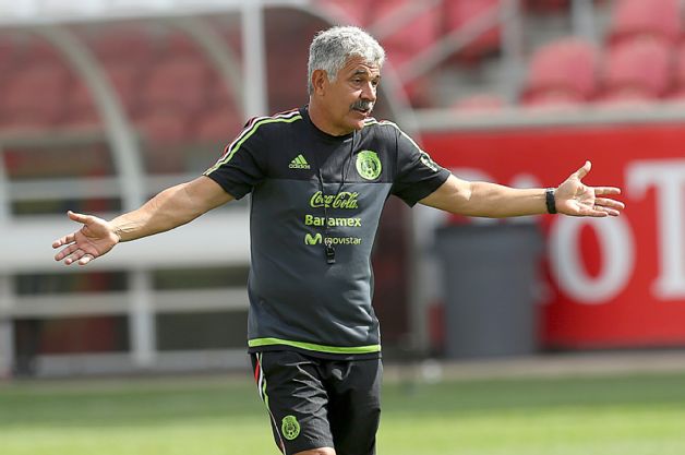 Mexico fans hope interim coach Ricardo Ferretti can deliver a win on Saturday.