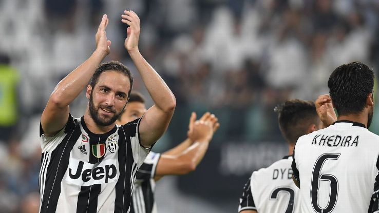 Gonzalo Higuain got Juventus off to a winning start in Serie A.