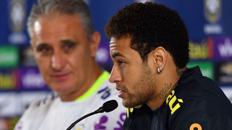 Neymar and Tite at a news conference in November.
