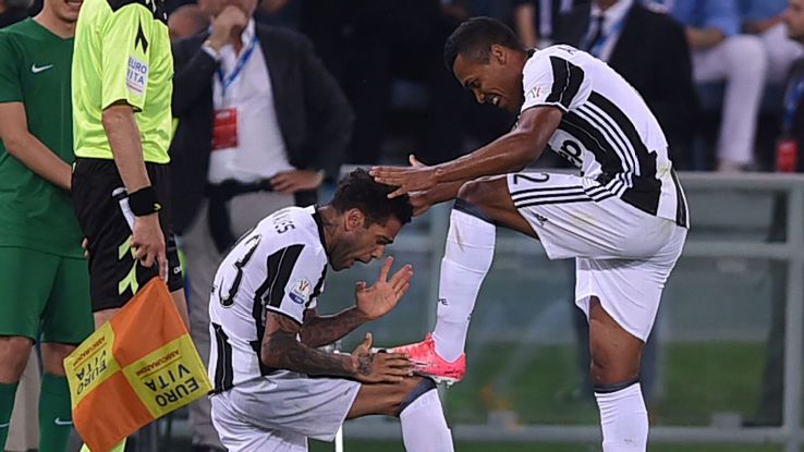 Afbeeldingsresultaat voor dani alves alex sandro