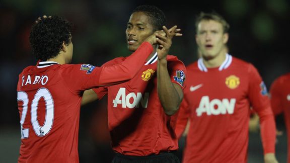 Fabio, Antonio Valencia, Phil Jones