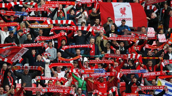 Liverpool fans Wembley fans scarves