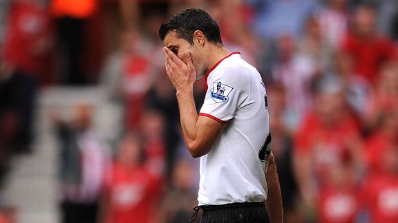Robin van Persie penalty woe v Southampton