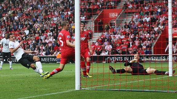 Robin van Persie scores his and Manchester United's second goal