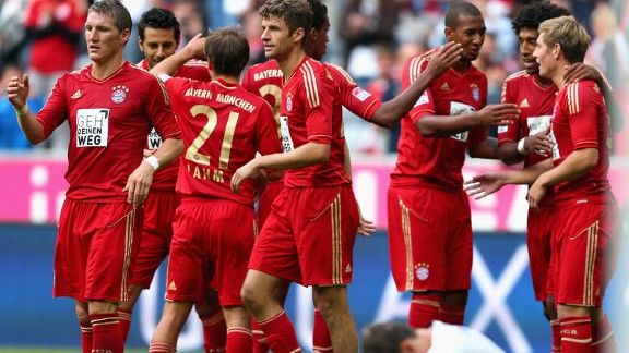 Toni Kroos celebrates