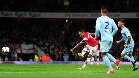 Arsenal's Alex Oxlade-Chamberlain scores his side's second goal of the game