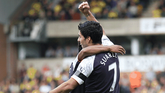 Luis Suarez celebrates