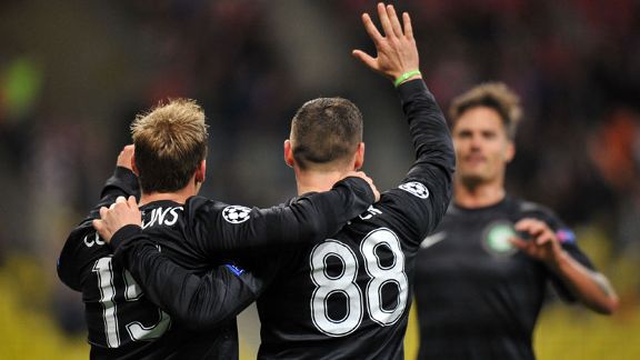 Celtic celebrate Gary Hooper's (88) opening goal against Spartak Moscow