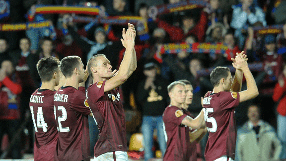 Sparta Prague final whistle celeb v Athletic