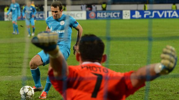 Aleksandr Kerzhakov fires home a penalty to give Zenit victory over Anderlecht