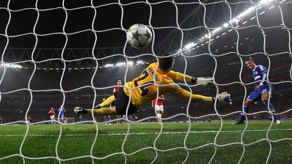 Ibrahim Afellay scores Schalke's second to make sure of victory at Arsenal