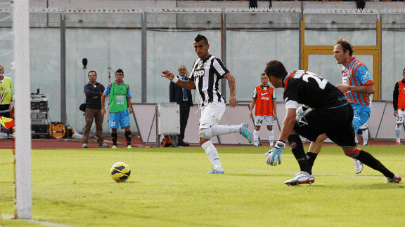 Arturo Vidal Juventus goal 