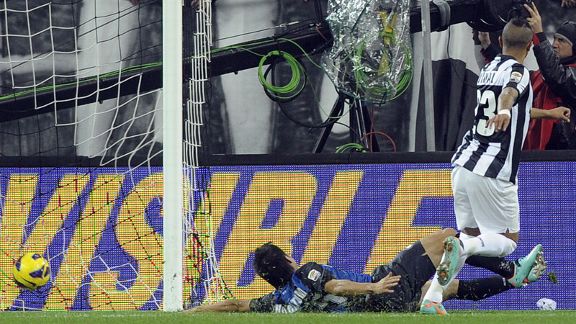 Arturo Vidal puts Juventus ahead after just 18 seconds against Inter
