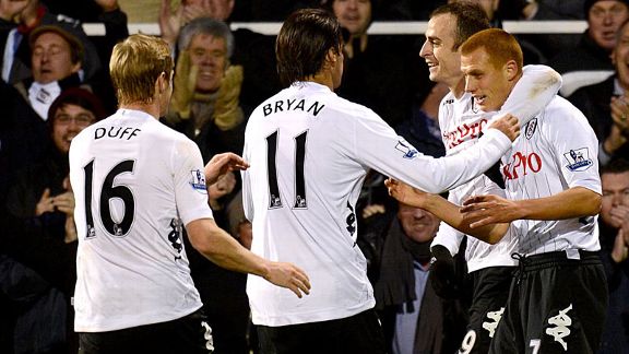 Steve Sidwell celebrates