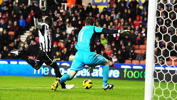 Papiss Cisse prepares to pull the trigger and give Newcastle the lead at Stoke