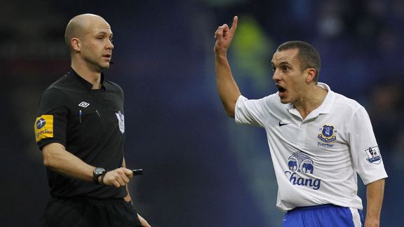 Everton midfielder Leon Osman appeals to referee Anthony Taylor after his goal is disallowed