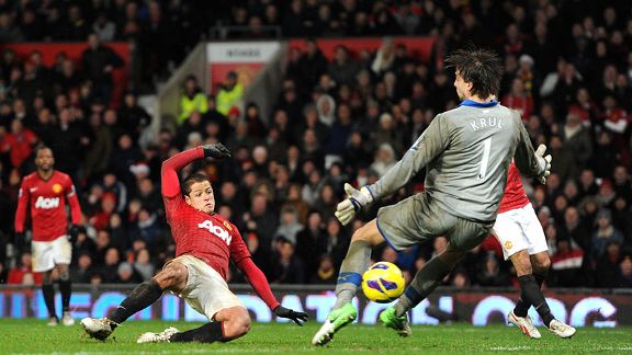 Javier Hernandez's goal for Manchester United settled a seven-goal thriller against Newcastle