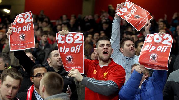 Liverpool fans protest the price of tickets at Arsenal before kick-off at the Emirates