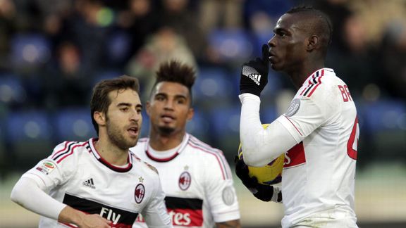 Mario Balotelli scored a penalty to give Milan a share of the spoils