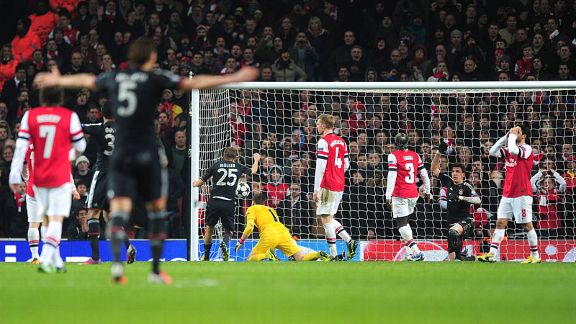 Mario Mandzukic added a third goal for Bayern Munich against Arsenal