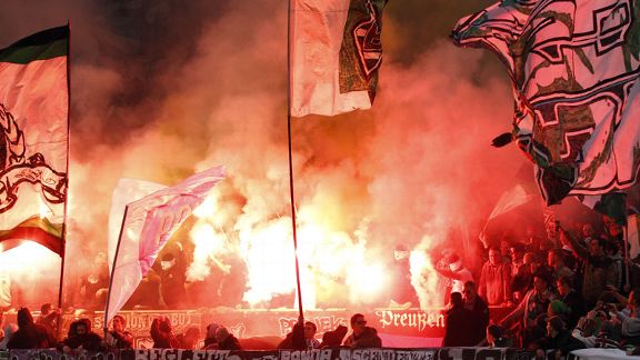 Borussia Moenchengladbach flares Europa League flags