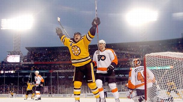 Boston Bruins 2010 NHL Winter Classic Glossy 8 X 10 Photo Marco Sturm DM1