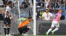 Sebastian Giovinco celebrates his goal in Juventus' win over Udinese